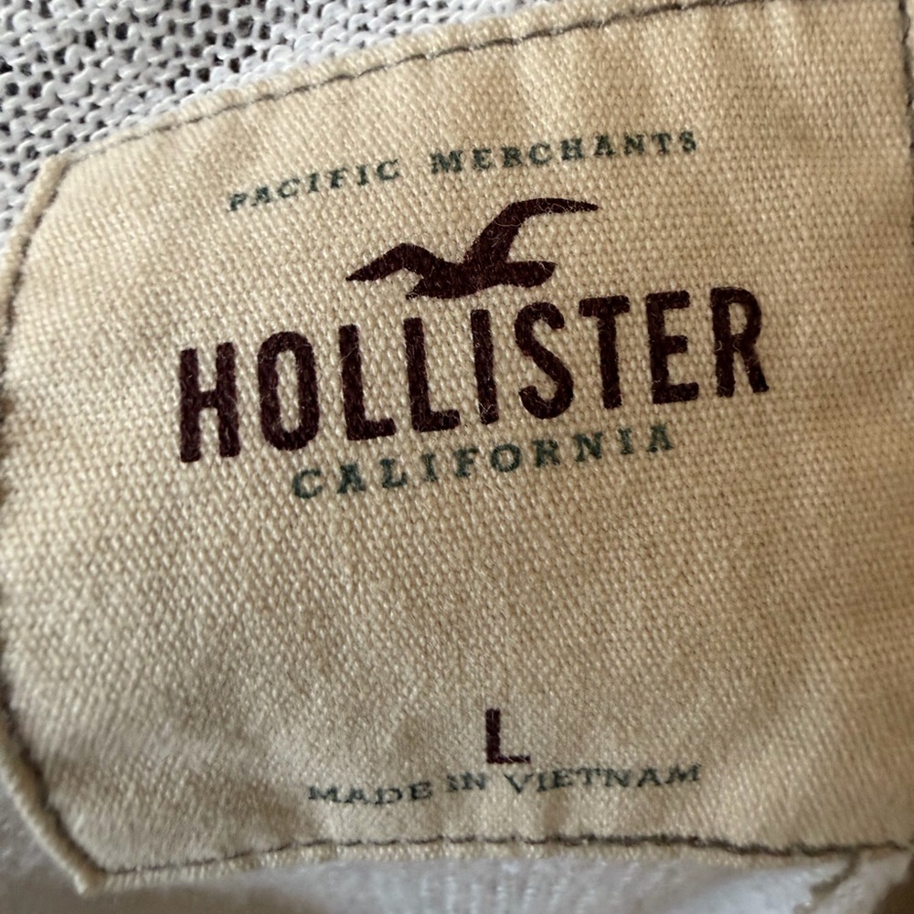 Hollister Cream and Brown Label - Picture 4 of 7
